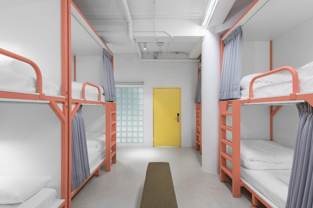 Tg Hostel - Stay Together Taichung Exterior photo